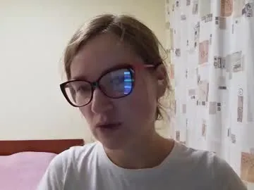 Offline suckmydickifurstreight on Chaturbate