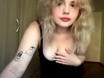 Offline sunshinyflash on Chaturbate