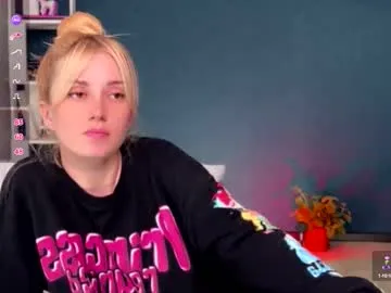 Offline super_peach_stream on Chaturbate