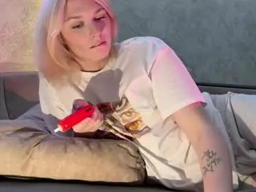 susan228 on Chaturbate 