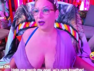 sweetylisahard from Chaturbate