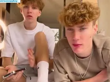 Offline swoopyboy on Chaturbate