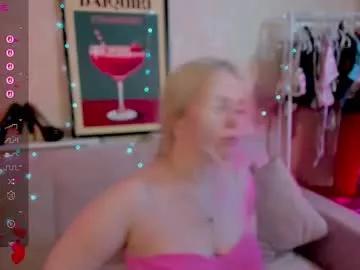 tasty__booty from Chaturbate