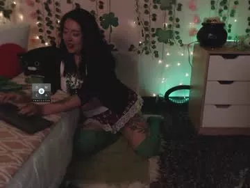 Offline the_crazy_latina on Chaturbate