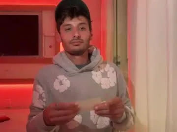 Offline therealdylansdick on Chaturbate