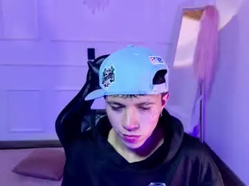 Offline thiago_n_sam on Chaturbate