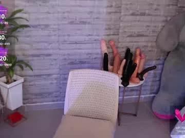 tinna__hottie from Chaturbate