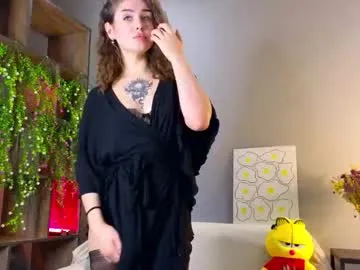 tinnymollys01 on Chaturbate