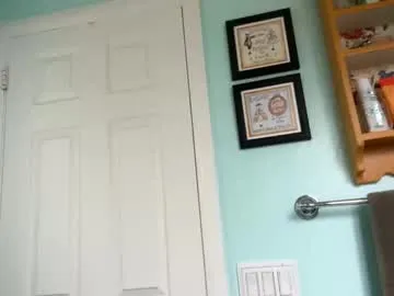 tylababyy — hang w me #bigboobs #bigass #natural #horny