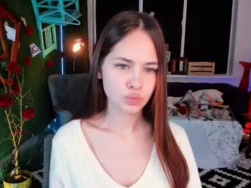 Offline ulianeer on Chaturbate