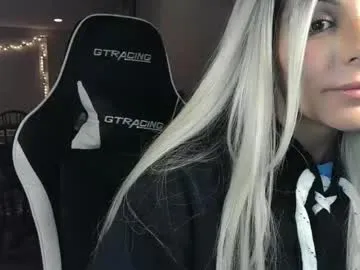 Offline urgoddessmarla on Chaturbate