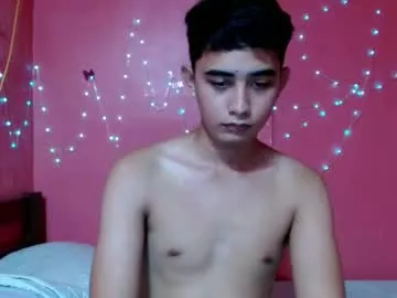 Offline ursoftboysteve on Chaturbate