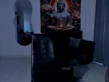 Offline valentino_dossantos on Chaturbate