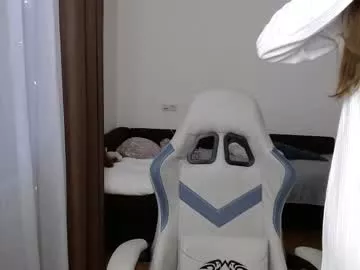 Offline valents_cherry on Chaturbate