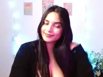 veronicafire2 on Chaturbate