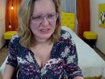 Offline vestawoody on Chaturbate