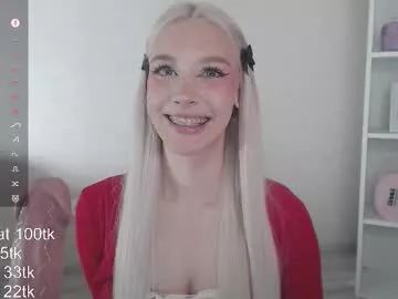 Freechat vickyfuckingdoll on Chaturbate