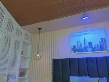 viiolett_lee from Chaturbate