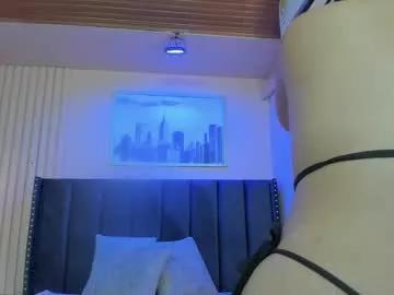 viiolett_lee from Chaturbate