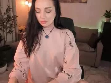 vikibellson from Chaturbate
