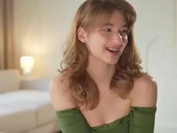 Offline villanelle_l on Chaturbate