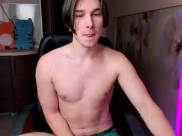 Offline vincent__strong on Chaturbate