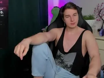 Offline vincent__strong on Chaturbate