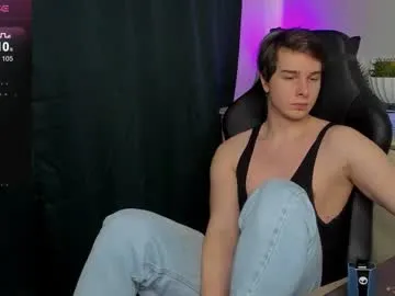 Offline vincent__strong on Chaturbate