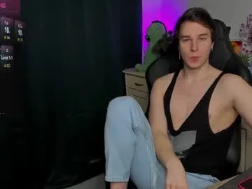 Offline vincent__strong on Chaturbate