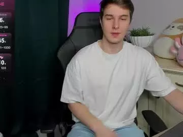 Offline vincent__strong on Chaturbate