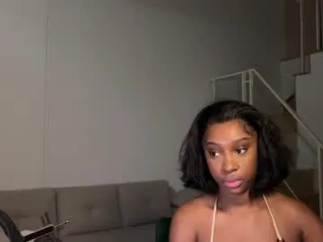 Offline violet6xft on Chaturbate