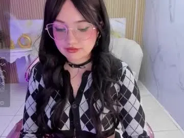 Offline violeta_sub on Chaturbate