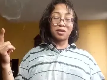 Offline violetsexhot999 on Chaturbate