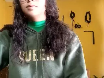 Offline violetsexhot999 on Chaturbate