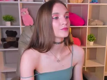 virdjinia_green on Chaturbate