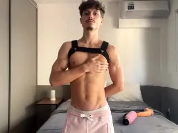 Offline vitoraugustoxxx on Chaturbate