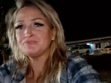 Freechat wantmymantofukme on Chaturbate