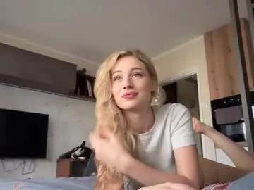 wellicaren from Chaturbate