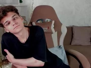williemiler from Chaturbate