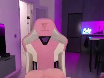 wowlovie666 from Chaturbate