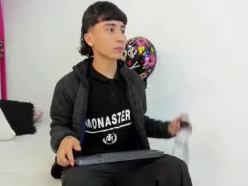 Offline xaandergrey on Chaturbate