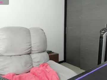 Freechat xspecialroomx on Chaturbate