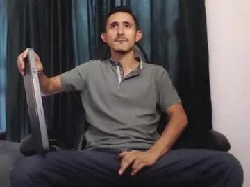 xxxhome_alonexxx from Chaturbate