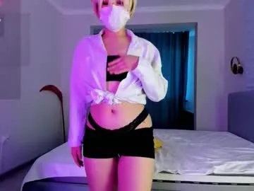 Freechat yanyaan on Chaturbate