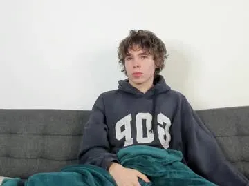 Offline yen2025 on Chaturbate