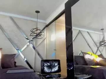 yiyo10_ from Chaturbate