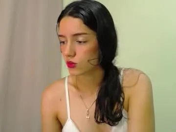 Offline yoursexy18lover on Chaturbate