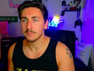 Offline zach_rhyder on Chaturbate