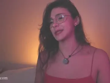 Offline zarahlynch on Chaturbate