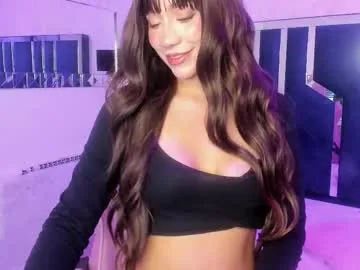 Freechat zharaluxie on Chaturbate
